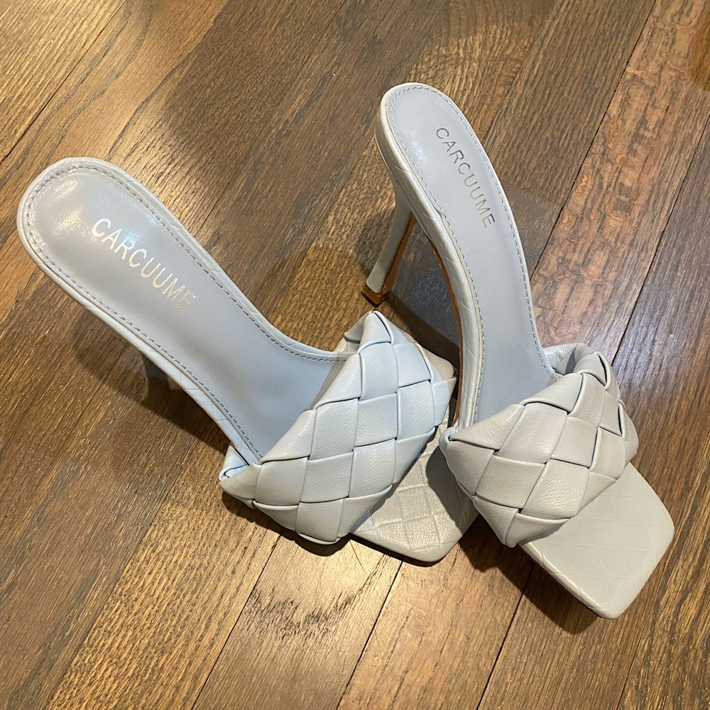 NWOT Baby Blue Woven Square Toe Heels Size 7